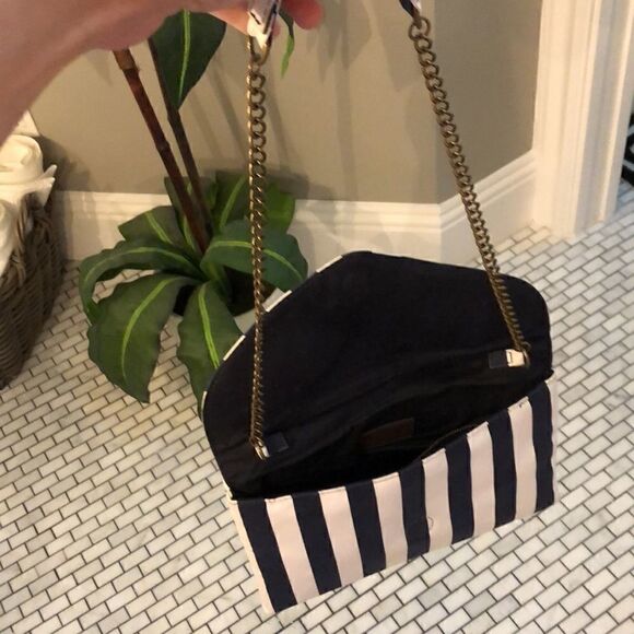 J.crew navy and white striped clutch NWOT - Picture 3 of 3